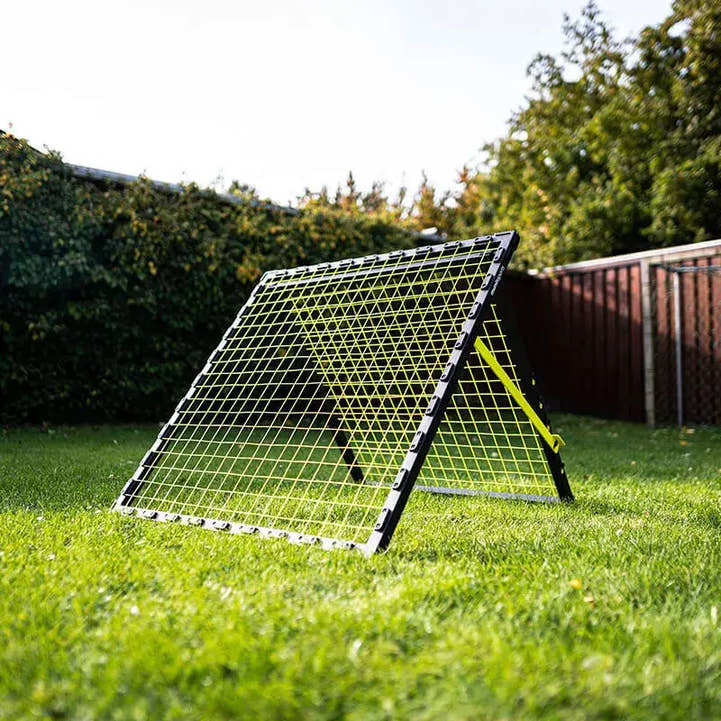 m-station soccer net rebounder kickback trampoline by Munin Sports