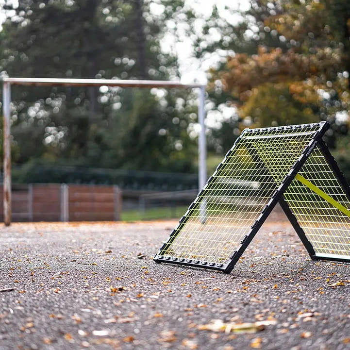 m-station double sided net rebounder kickback trampoline by Munin Sports